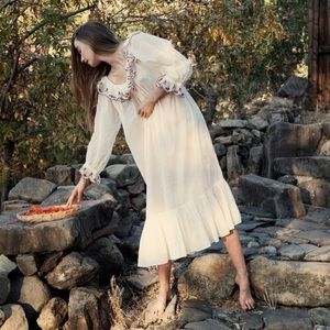 Doen - Solaris Nightgown Strawberry Embroidery, Size Extra Small